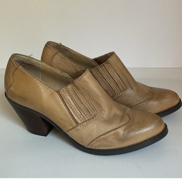 Levity  Leather Western Ankle Boots  7 Block Heel Tan Vintage Style - Picture 11 of 11